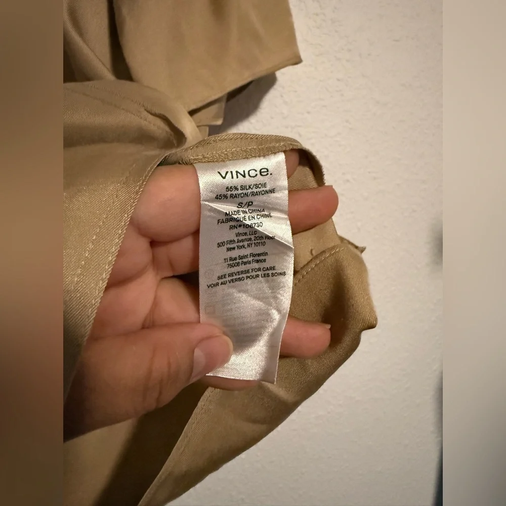 Vince Short-Sleeve Stand-Collar Button-Front Shirt - Picture 4 of 6